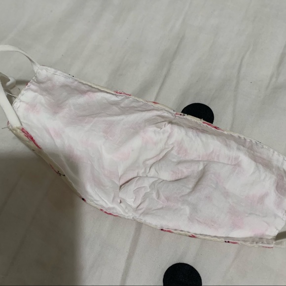 💙 Small Flamingo Face Mask - Picture 2 of 3